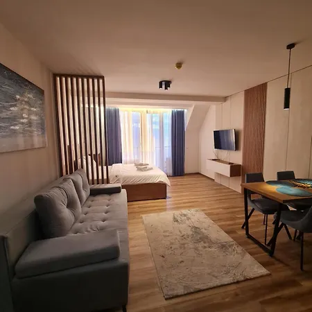Skykop Apartment *
